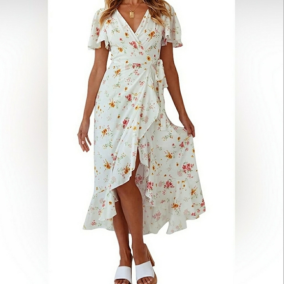 🆕 Floral Wrap Dress - Picture 3 of 6